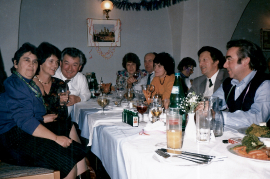 1989 Silvesterfeier A. Sörös, I. Ebner, A. Ebner, M. Meixner, F. Meixner, E. Weiss, P. Weiss, G. Nagy (Zauberer) 15EIN