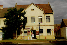 1996 Ortsbild in Zurndorf Gasthaus Lambert (Wilma Lambert) 324GEZ