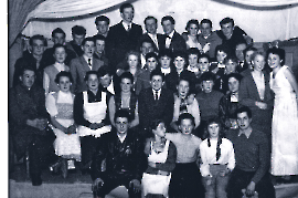 1960er evang. Theatergruppe Zurndorf 43BAUM