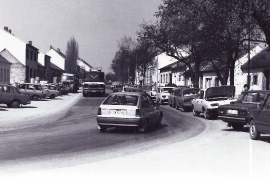 1989 Öffnung des eisernen Vorhanges, Verkehr in Zurndorf 8PRO