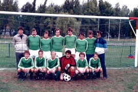 1989 166P ASV Zurndorf mit 4 Thaller Buam