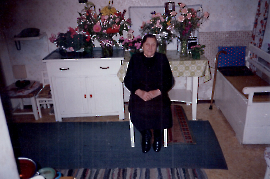 1989 90. Geburtstag Maria Szakolczai Feldgasse 30KAKA