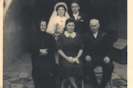 1949 Hochzeit  Th. Theresia u. Johann Frank vorne Katharina, Käthe, Paul Weintritt 32ZWE
