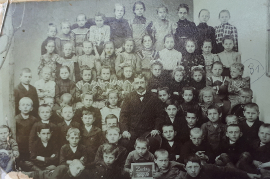 1910 Schulbild Jahrgang 1903 X Johann Horwath 13SM
