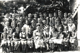 1952 23So Jahrgang 1946 Klassenlehrerin Leonora Beutl Michits