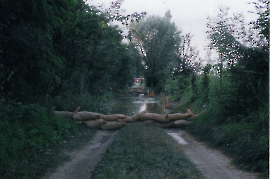 1991 Hochwassereinsatz bei der Leitha 328FFZ