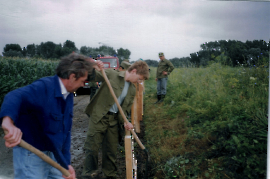 1991 Hochwassereinsatz bei der Leitha 336FFZ