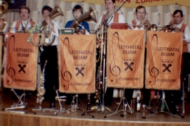 1985 Leithatal Buam Kindermaskenball 1. X mit Werner jun. 49DW