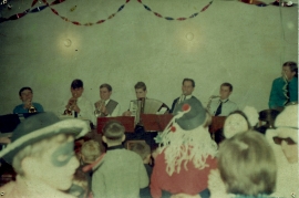 1968 Kindermaskenball  Leithatal Buam v.l. A. Hareter, J. Sochr, E. Dürr P. Unger, J. Fischer, E. Metzl, W. Dürr 54DW