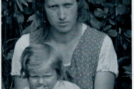 1930er Spiegel Maria geb. Szamek 1906-1976 mit Tochter Hilda verst. 1940 22HOIL