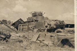 1945 Panzerreste bei Zurndorf 11BB