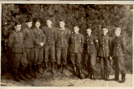 1945 li. Hans Pethö 52BECK