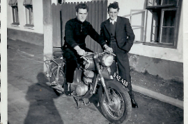 1958 2 2 Brüder Atsch u. Sepp Moser 132RM