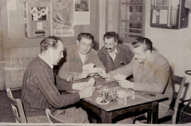 1957 Kartenpartie Hr. Binder, Dir. J. Graf, M. Prominzer, ?.  142AH