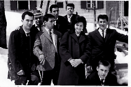 1960er Michael Kellermann, Stefan Nossner, Paul Hiermann, Walter Kellermann, Friedrich Fischer, Evi Rechnitzer, Herbert Zapfl, Andreas Siebenstich 169ZA
