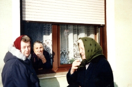 1995 Gassentratsch Kuhne Johanna, Toth Maria, Fr. Lehner