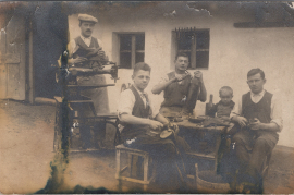 1910er Schumacher J. Horwath 3.v.l. 114HW