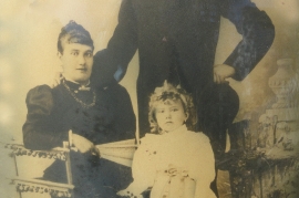 1893 Terez Mezsner Rauscher, Johann Rauscher, Katherine Rauscher 19HW