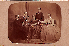 1850er unbekannte Urgroßmutter mit Familie 1818 - 1891 1UBK