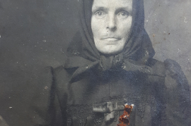 1900 Elisabeth Weisz 22SM