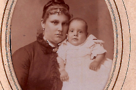 1890er unbekannte Großtante mit Kind 8UBK