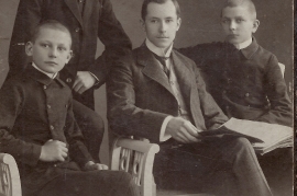 1909 Karl, Sandor, Rudolf, Janosch  275PM